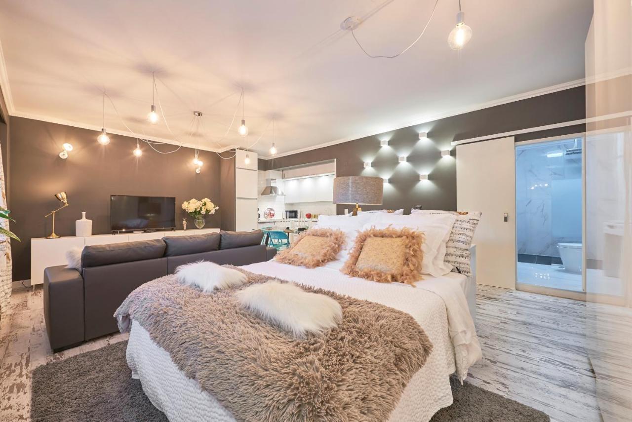In Bed With Lisbon - Lux4You Taguspark Massama Luaran gambar