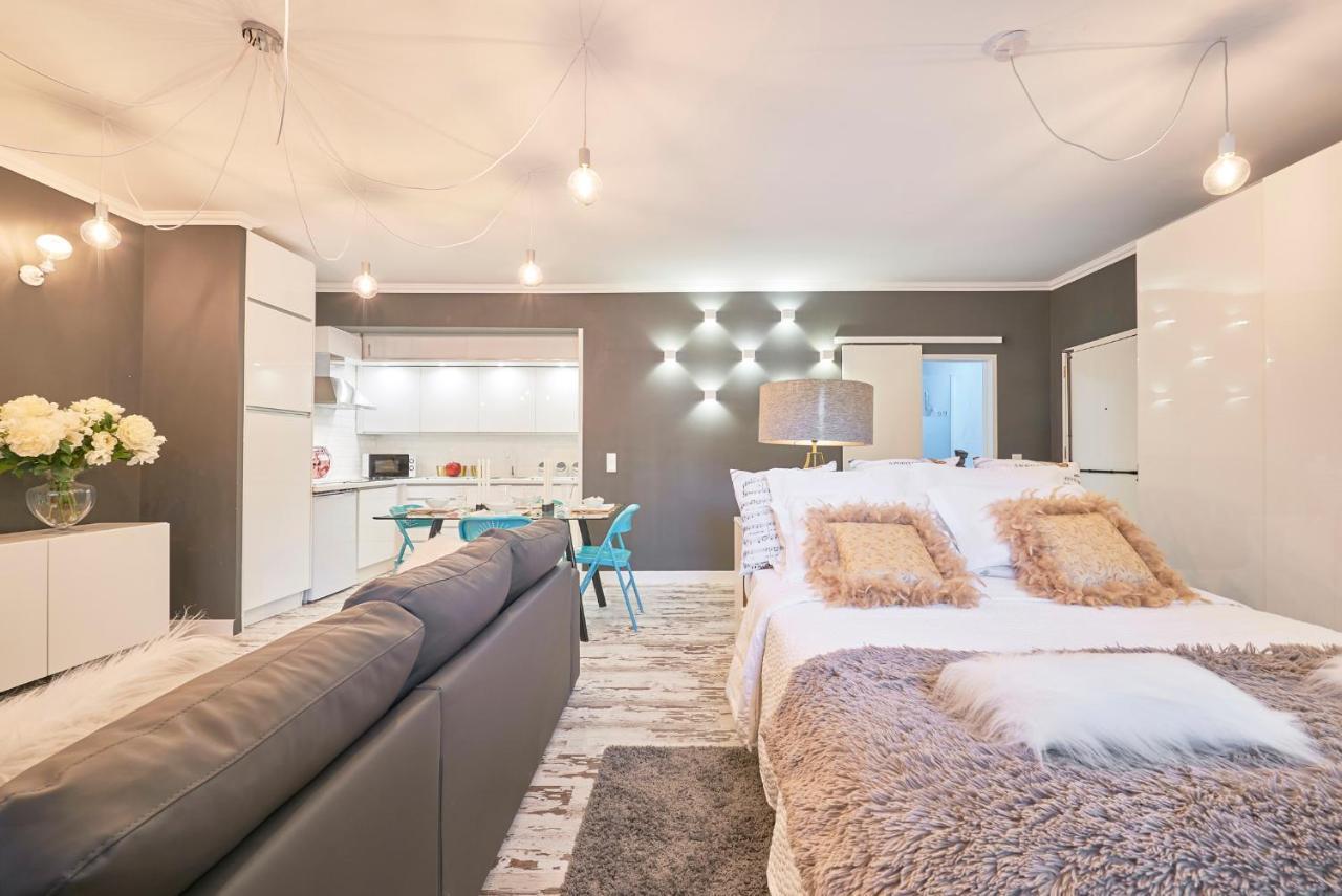 In Bed With Lisbon - Lux4You Taguspark Massama Luaran gambar